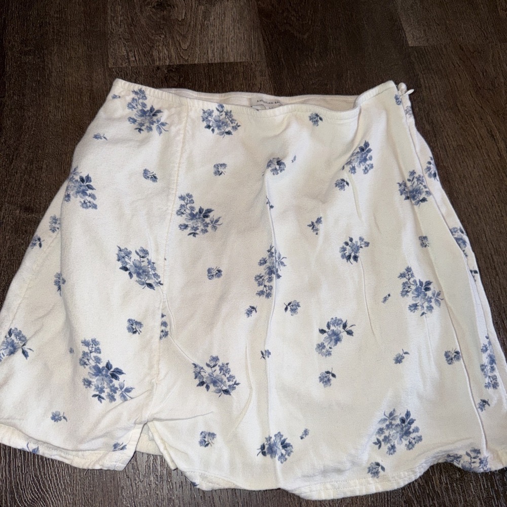 Y2K Women's American Eagle Floral Skirt Size Small
